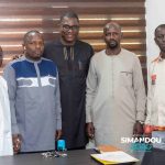 Passation de service : Sékou Aboubacar Soumah passe le témoin à Saada Keïta au poste de Chef de Division des Affaires Financières (DAF)