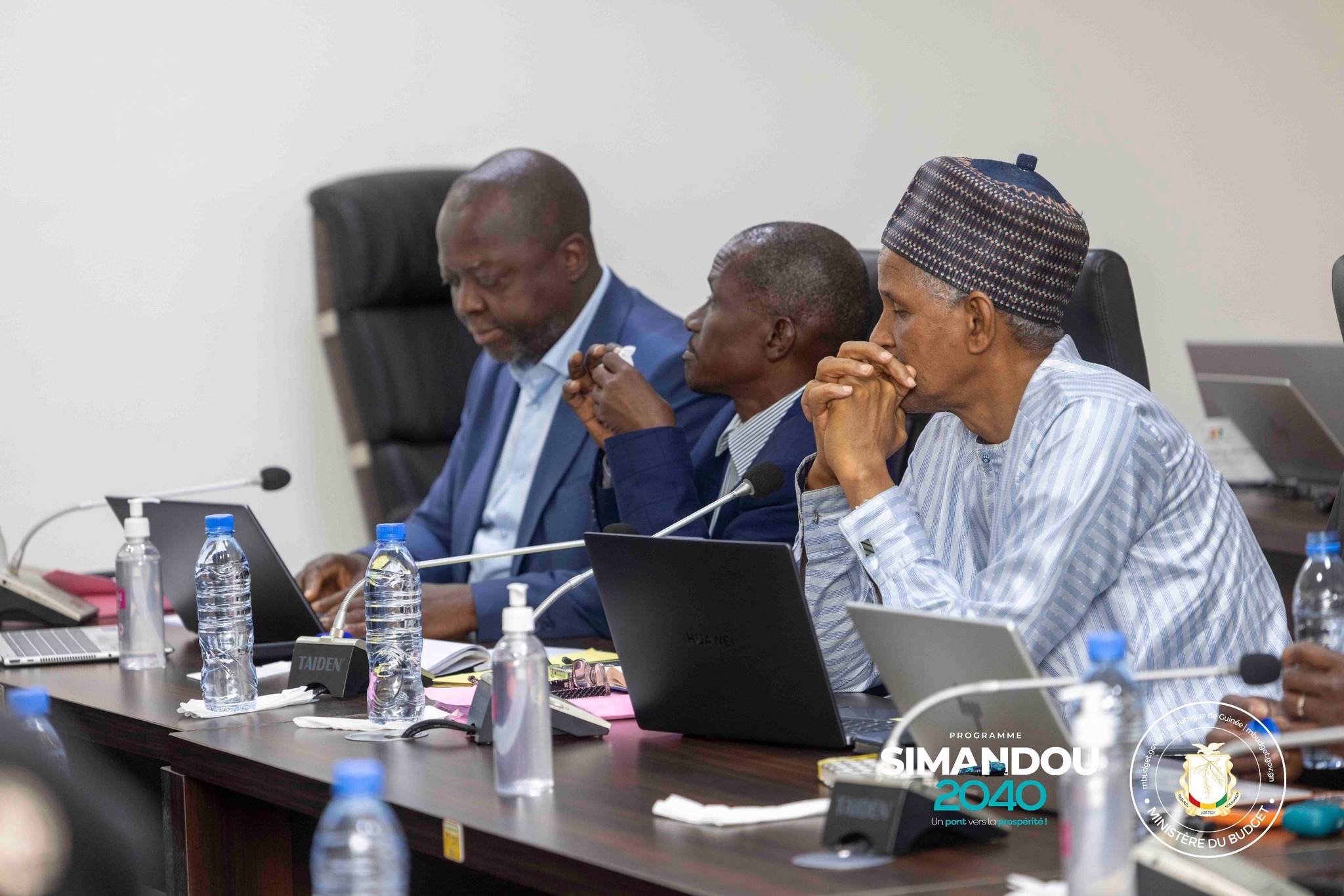 Évaluation finale des ministères : la performance du Ministère du Budget largement saluée par les évaluateurs