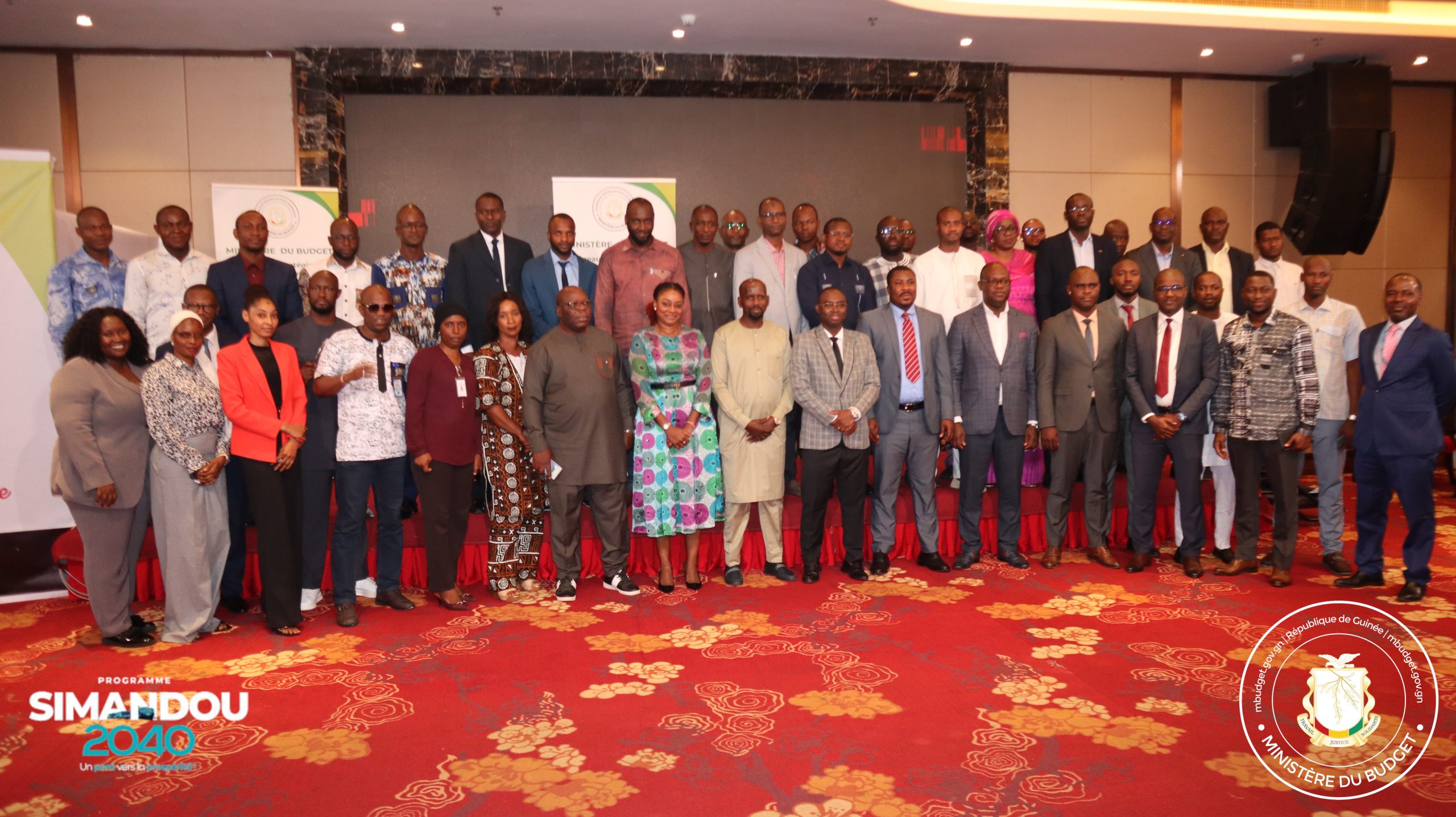 𝐄𝐱𝐞́𝐜𝐮𝐭𝐢𝐨𝐧 𝐛𝐮𝐝𝐠𝐞́𝐭𝐚𝐢𝐫𝐞 : 𝐥𝐞 𝐌𝐢𝐧𝐢𝐬𝐭𝐞̀𝐫𝐞 𝐝𝐮 𝐁𝐮𝐝𝐠𝐞𝐭 𝐫𝐞𝐧𝐟𝐨𝐫𝐜𝐞 𝐥𝐞𝐬 𝐜𝐚𝐩𝐚𝐜𝐢𝐭𝐞́𝐬 𝐝’𝐚𝐛𝐬𝐨𝐫𝐩𝐭𝐢𝐨𝐧 𝐝𝐞𝐬 𝐦𝐢𝐧𝐢𝐬𝐭𝐞̀𝐫𝐞𝐬 𝐬𝐨𝐜𝐢𝐚𝐮𝐱 𝐩𝐨𝐮𝐫 𝐩𝐥𝐮𝐬 𝐝’𝐞𝐟𝐟𝐢𝐜𝐚𝐜𝐢𝐭𝐞́